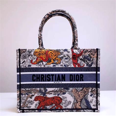 dior pochette homme|christian Dior tote bag small.